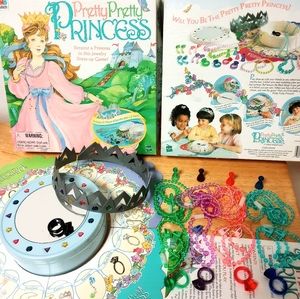 Vintage Pretty Pretty Princess Board Game Dress Up Jewelry Crown 1999